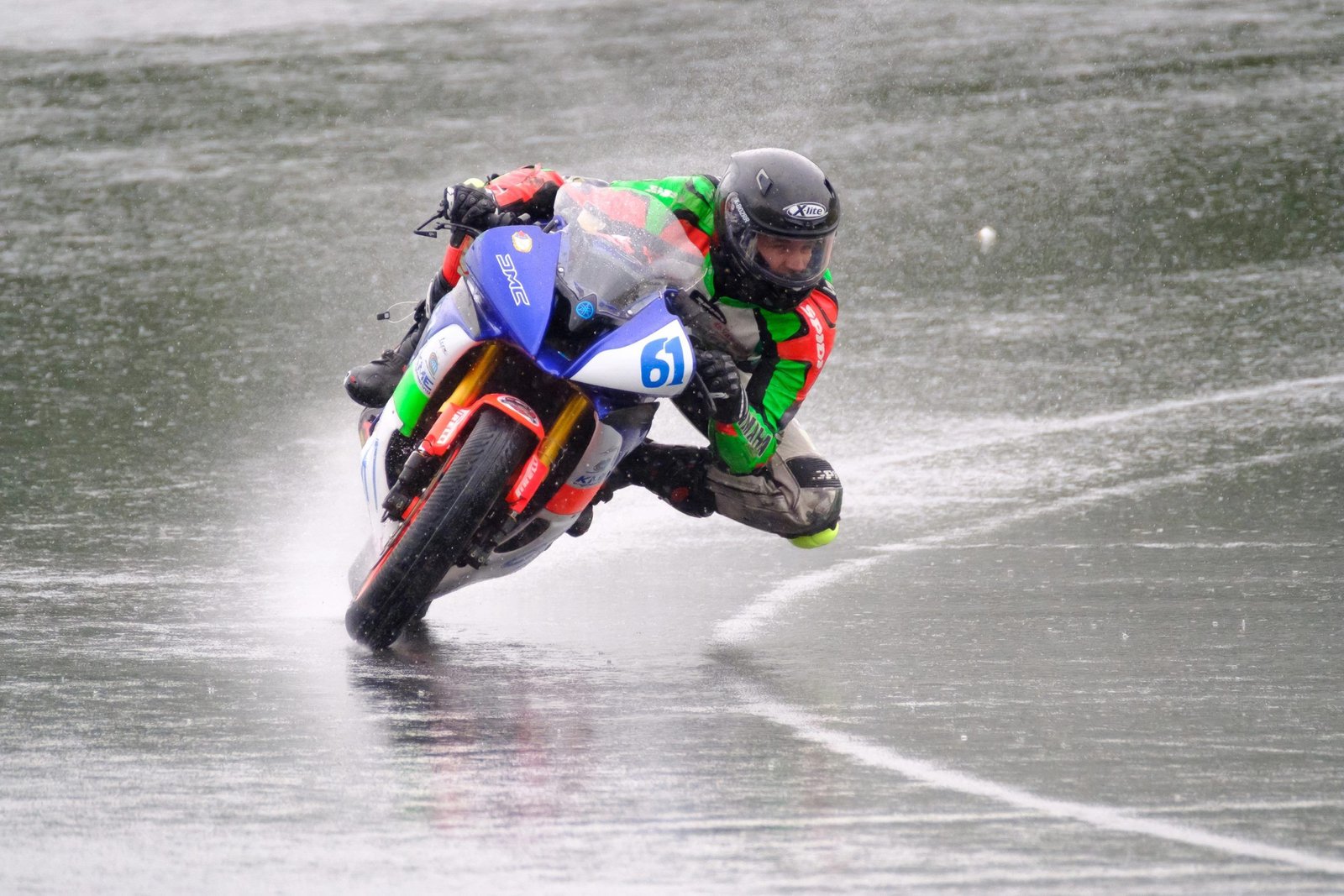 Noticias aquaplaning en motos scaled - Noticias